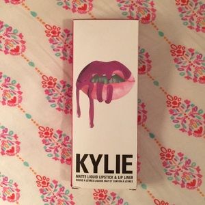 Kylie “Posie K” Lip Kit - Liquid Lipstick & Liner